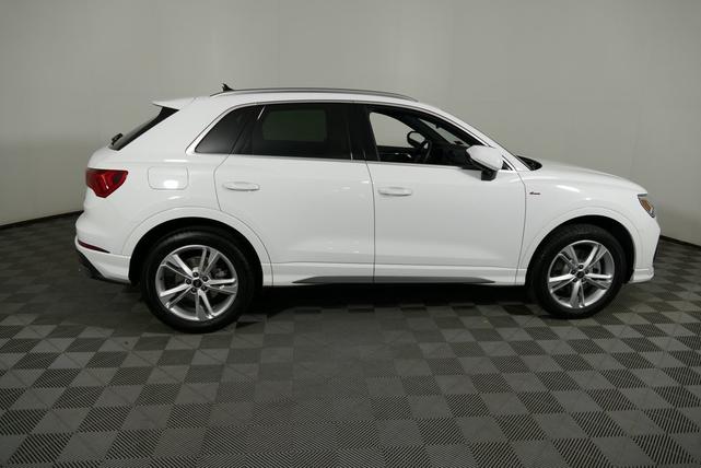 2024 audi q3 45 s line premium