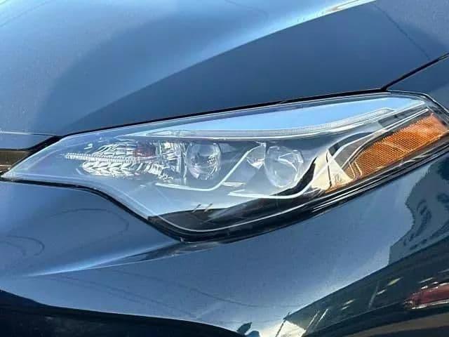 2018 toyota corolla se sedan 4d in worcester, massachusetts