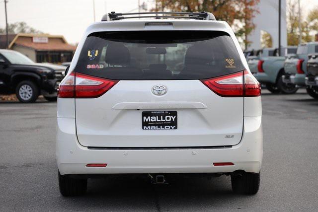 2017 toyota sienna