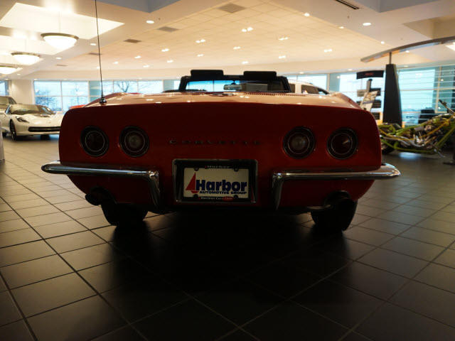 1969 chevrolet corvette convertible 2-door 350