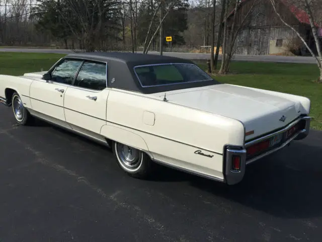 1972 lincoln continental w/ town car option