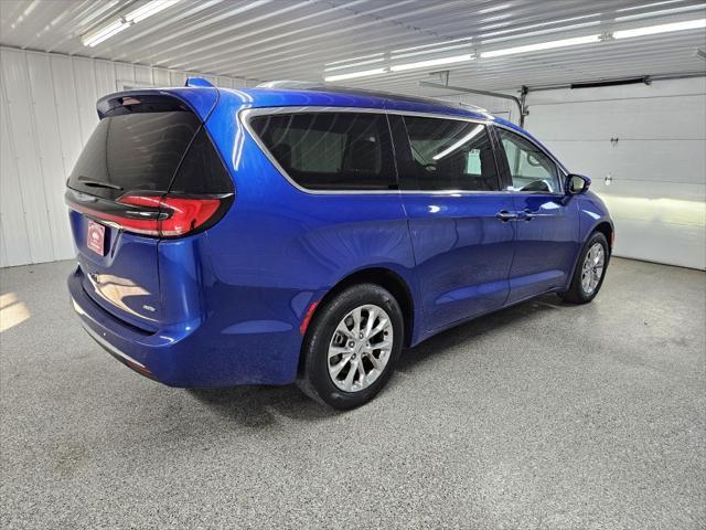 2021 chrysler pacifica touring l