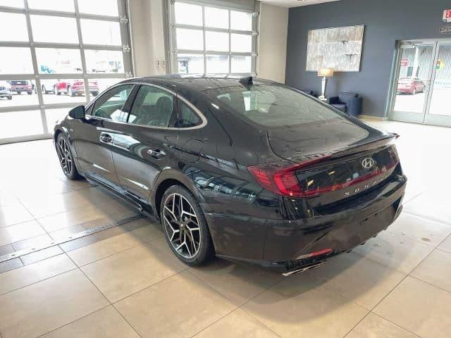 2021 hyundai sonata in milwaukee, wisconsin