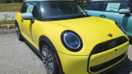 2025 Mini Hardtop