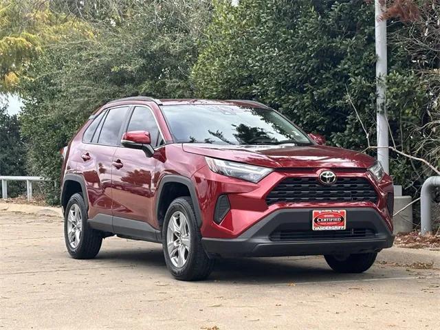 2022 toyota rav4 xle