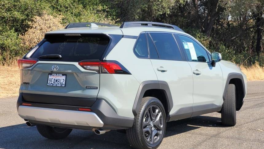 2023 toyota rav4 adventure
