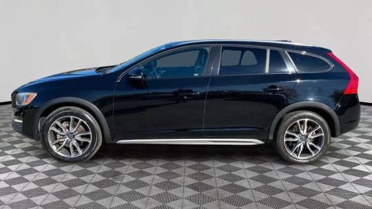 2016 Volvo V60 Cross Country