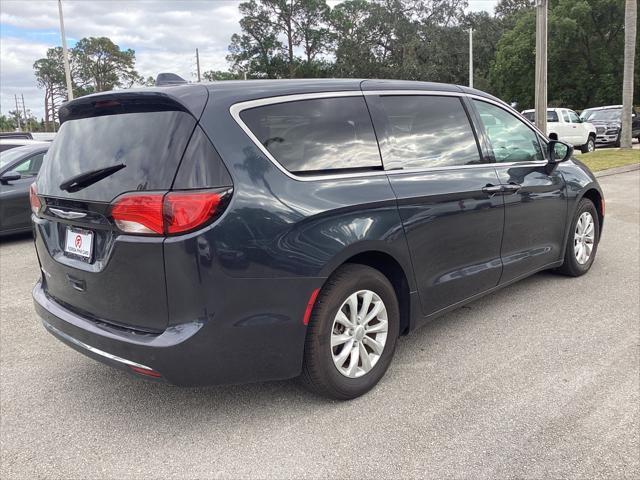 2020 chrysler pacifica touring