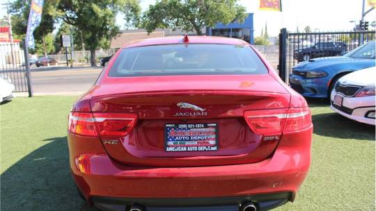 2017 Jaguar XE