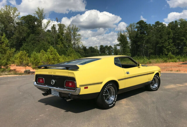 1971 ford mustang boss