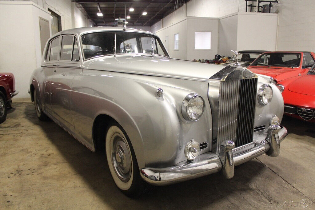 1962 rolls-royce silver cloud sedan