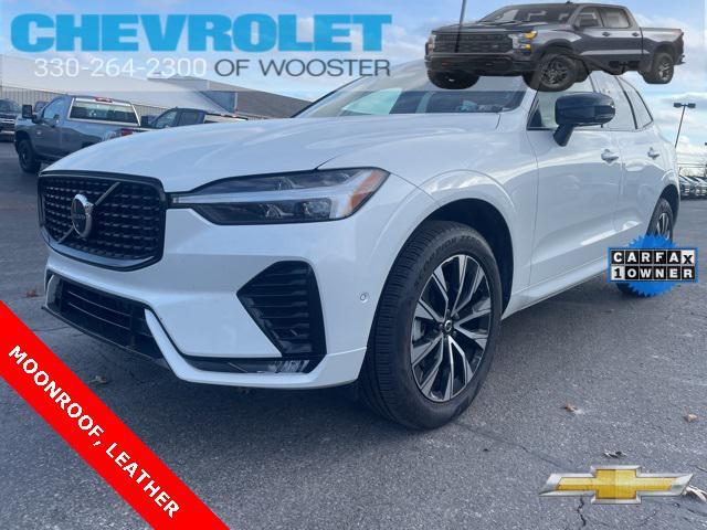 2024 volvo xc60 b5 plus dark theme
