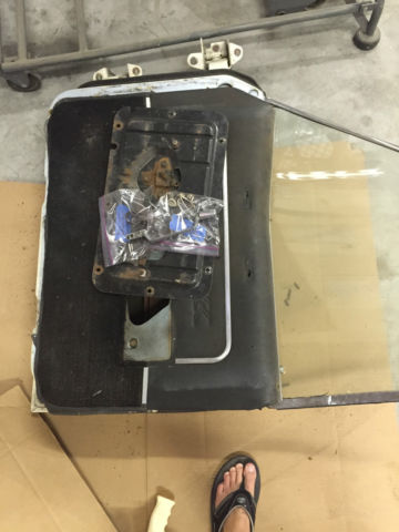 1966 lincoln continental convertible- bucket seats