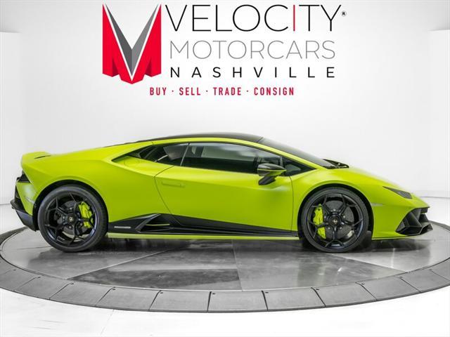 2022 lamborghini huracan evo base