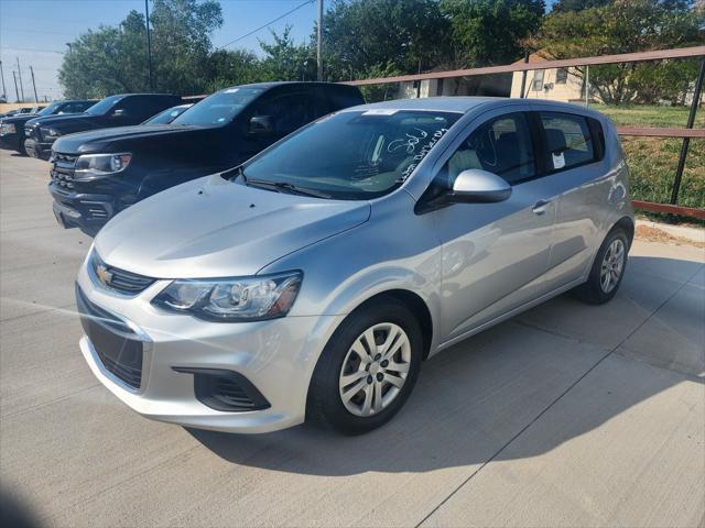 2020 chevrolet sonic fwd hatchback 1fl 5-door
