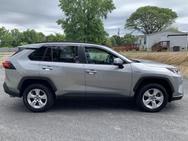 2020 toyota rav4 hybrid xle