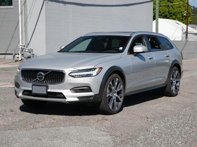 2024 volvo v90 cross country b6 plus