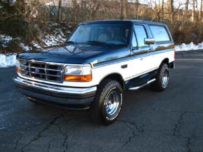 1995 ford bronco xlt 5.8 liter automatic with only 25,568 miles in denver, co