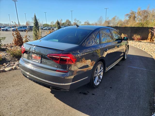 2018 volkswagen passat 2.0t r-line