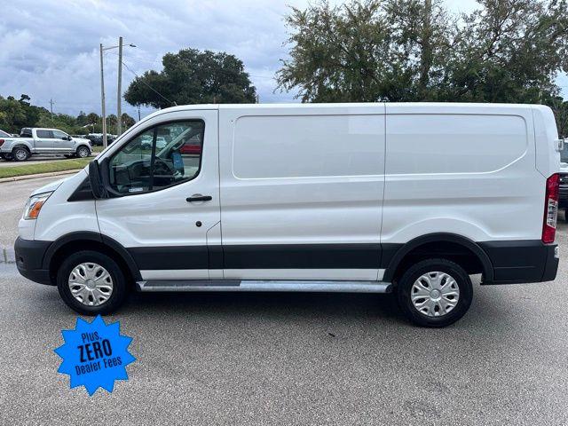 2022 ford transit-250 base