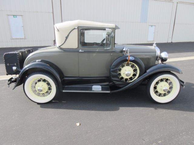 1930 ford model a deluxe sport coupe