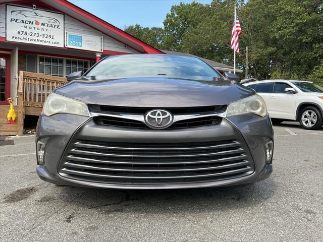 2016 toyota camry le