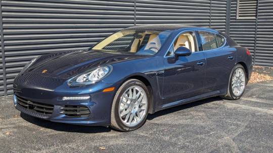 2016 Porsche Panamera