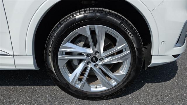 2024 audi q7 55 premium plus