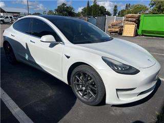2020 Tesla Model 3 standard range plus