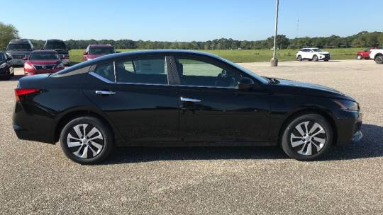 new 2025 nissan altima s fwd
