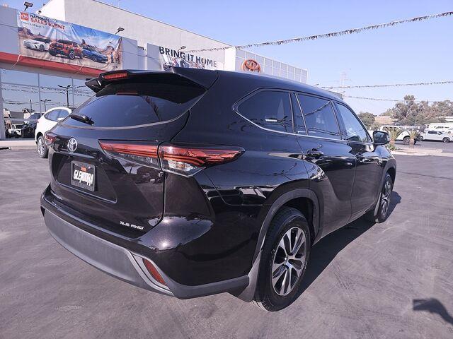 2022 toyota highlander xle