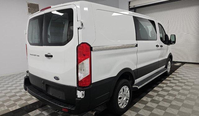 2022 ford transit-250 base