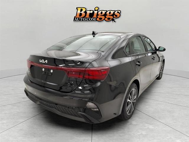 2024 kia forte lxs