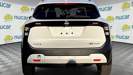 2025 Nissan Kicks