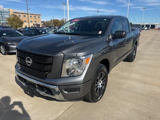 2023 nissan titan sv