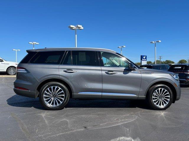 2022 lincoln aviator standard awd