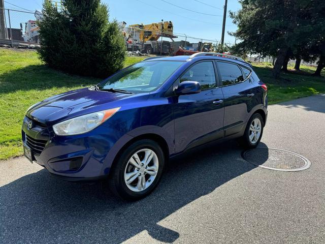 2011 hyundai tucson gls