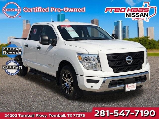 2022 nissan titan sv