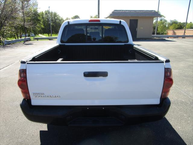 2014 toyota tacoma base