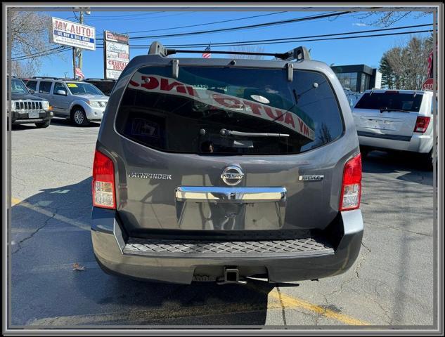2012 nissan pathfinder silver