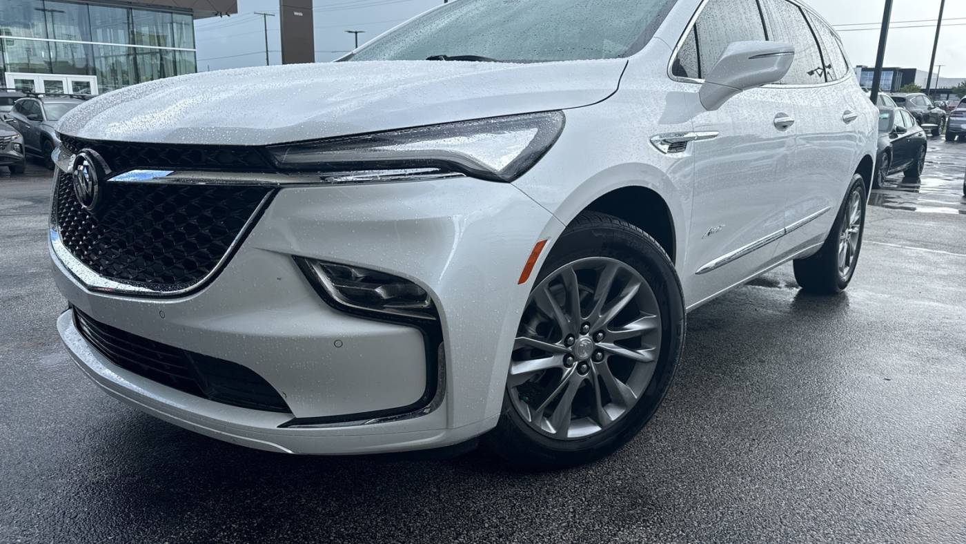2022 buick enclave avenir