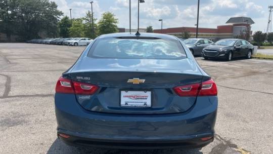 2025 Chevrolet Malibu ls 1ls