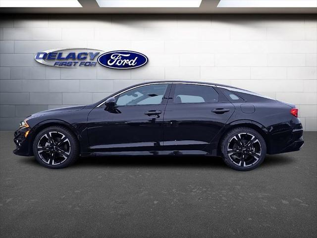 2022 kia k5 gt-line