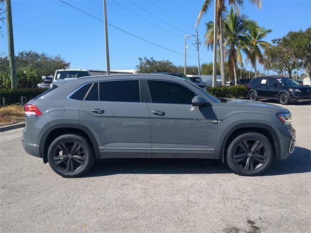 2022 volkswagen atlas cross sport 2.0t sel r-line