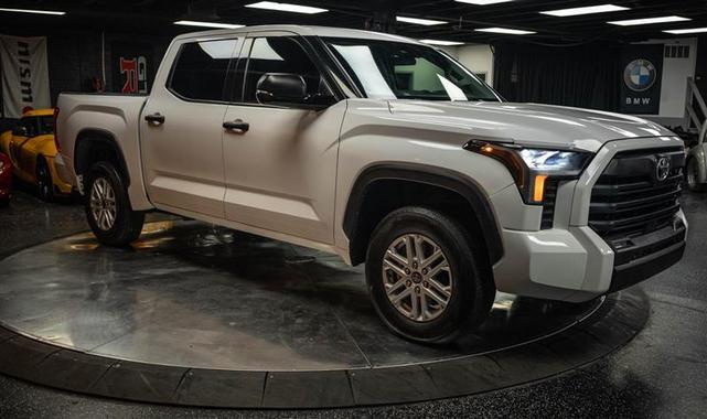 2022 toyota tundra sr5