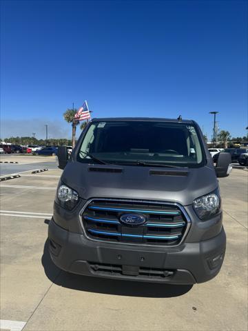 2022 ford transit-350 base
