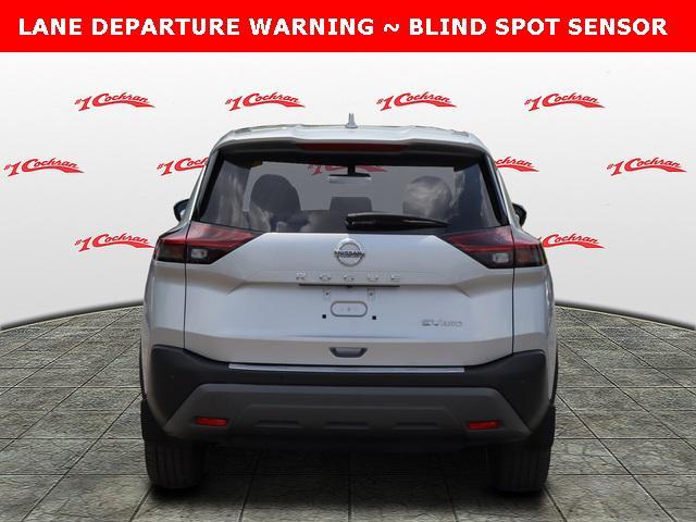 2021 nissan rogue sv