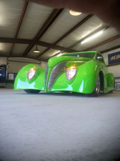 1939 ford kustom roadster, show winner