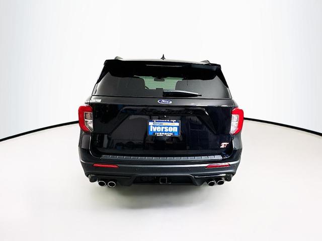 2023 ford explorer st