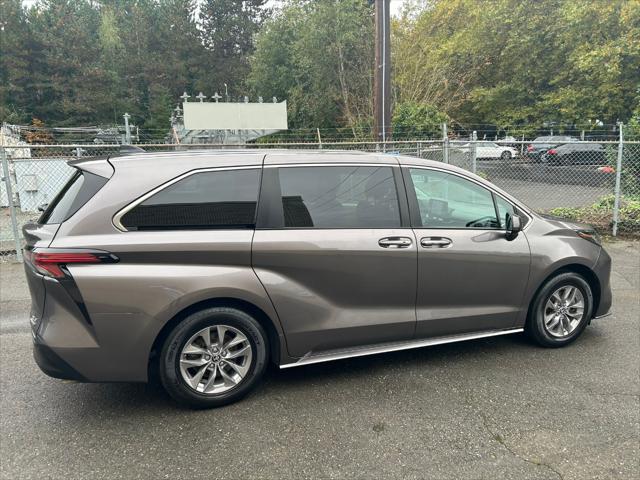 2022 toyota sienna xle 7 passenger